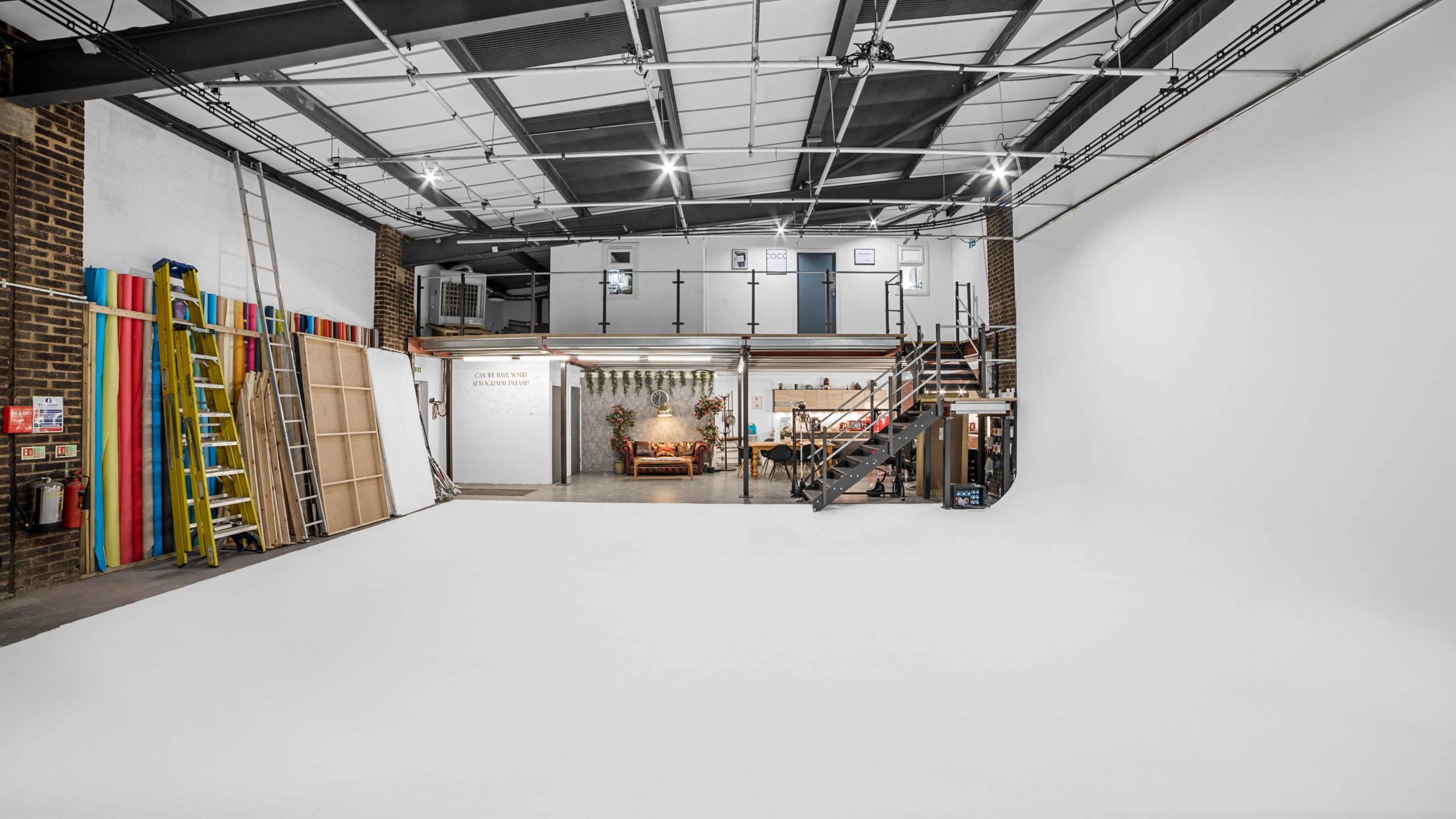 Film-Studio-Cineview-Studios